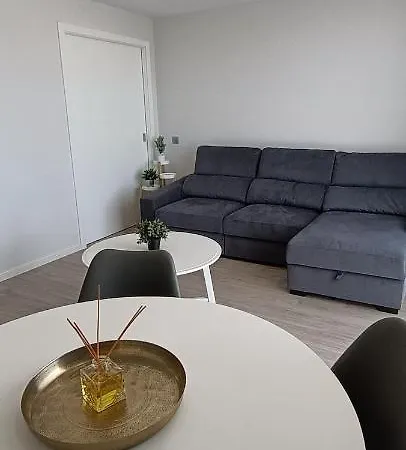 Apartment Tower 1106