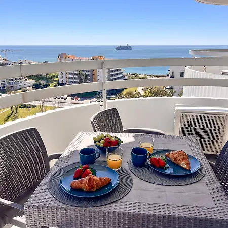 Green Tower 1106 Apartamento