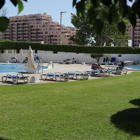 Tower 1106 Apartment